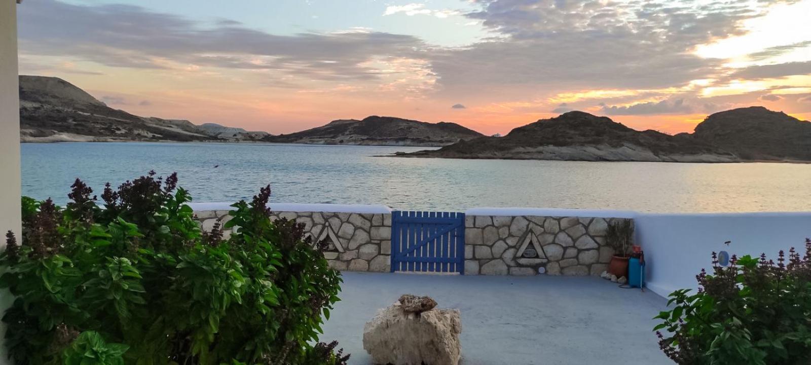 Seaside Residence Kiki Prassa,Đảo Kimolos Ngoại thất bức ảnh